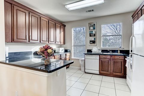 Tiny photo for 2088 Laverne Street #4, Houston, TX 77080 (MLS # 31587585)