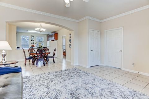 Tiny photo for 2088 Laverne Street #4, Houston, TX 77080 (MLS # 31587585)