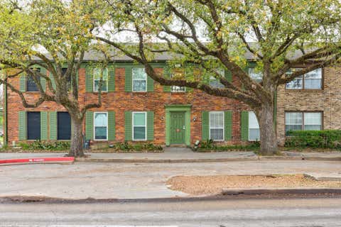 Photo of 11603 Chimney Rock Road #4, Houston, TX 77035 (MLS # 31435139)