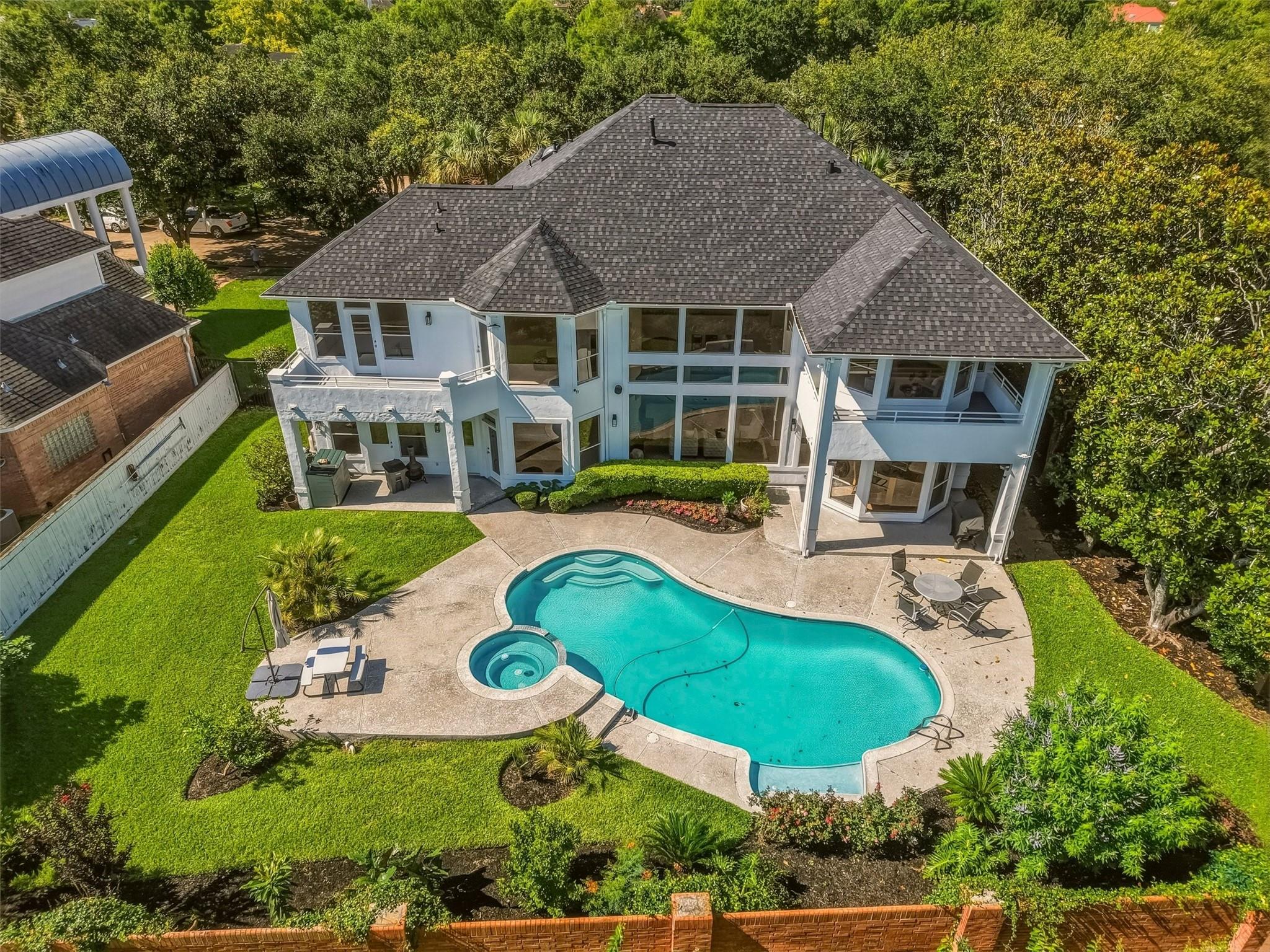 Sugar Land, Texas, 77479, United States, 5 Bedrooms Bedrooms, ,5 BathroomsBathrooms,Residential,Active,2051994