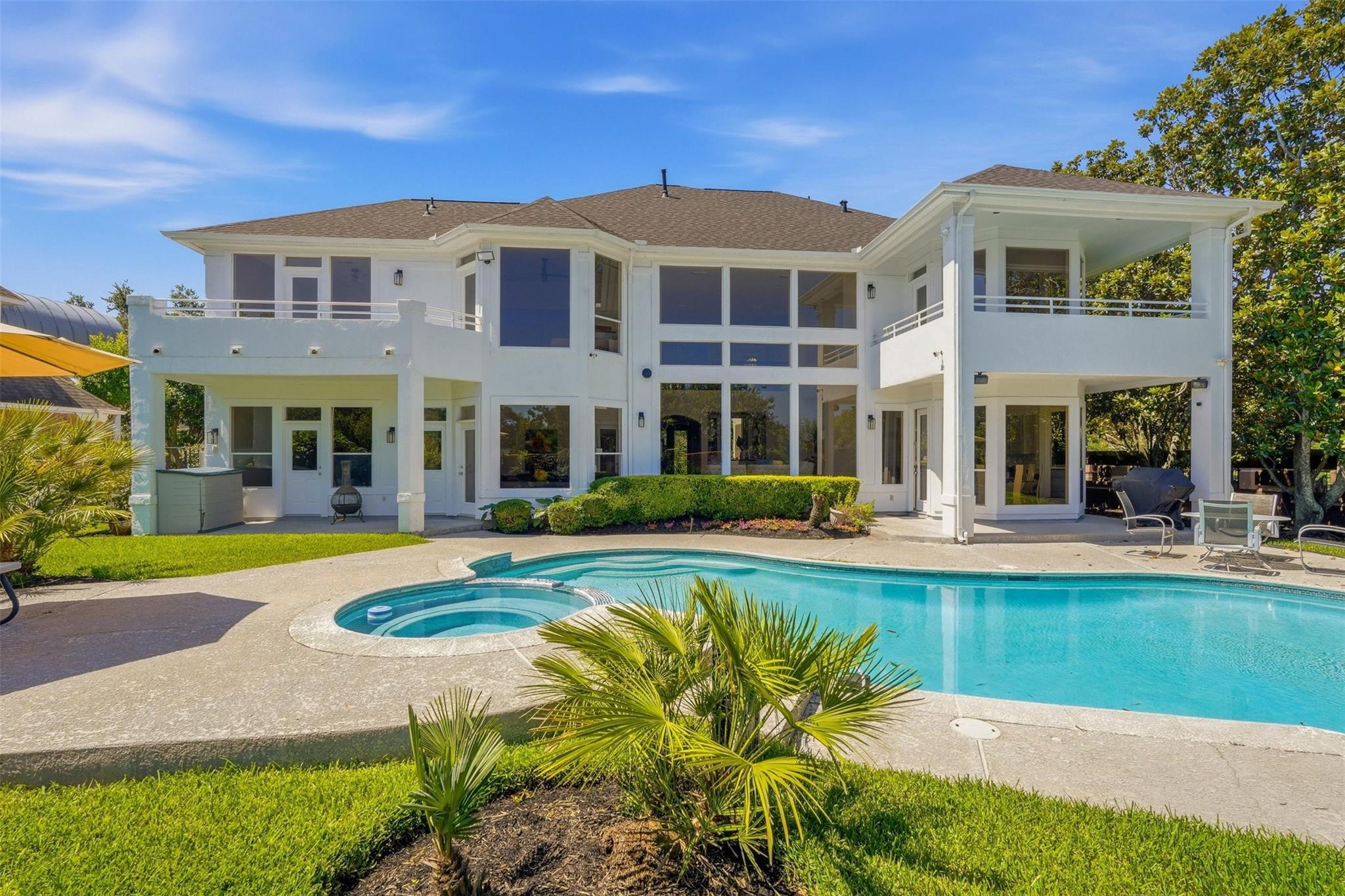 Sugar Land, Texas, 77479, United States, 5 Bedrooms Bedrooms, ,5 BathroomsBathrooms,Residential,Active,2051994