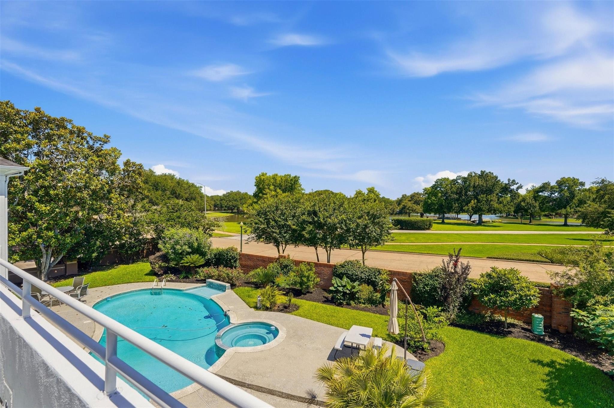 Sugar Land, Texas, 77479, United States, 5 Bedrooms Bedrooms, ,5 BathroomsBathrooms,Residential,Active,2051994
