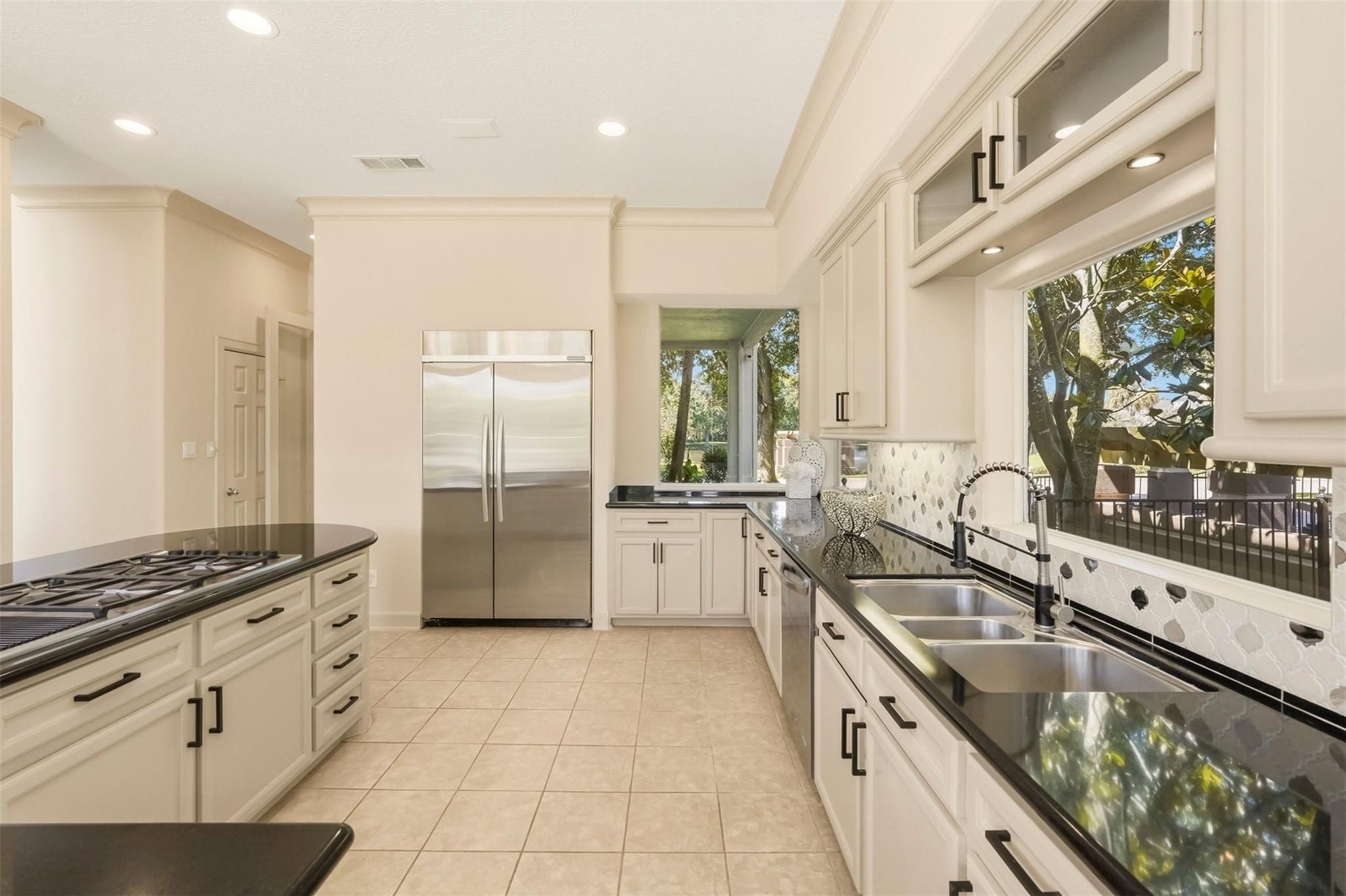 Sugar Land, Texas, 77479, United States, 5 Bedrooms Bedrooms, ,5 BathroomsBathrooms,Residential,Active,2051994