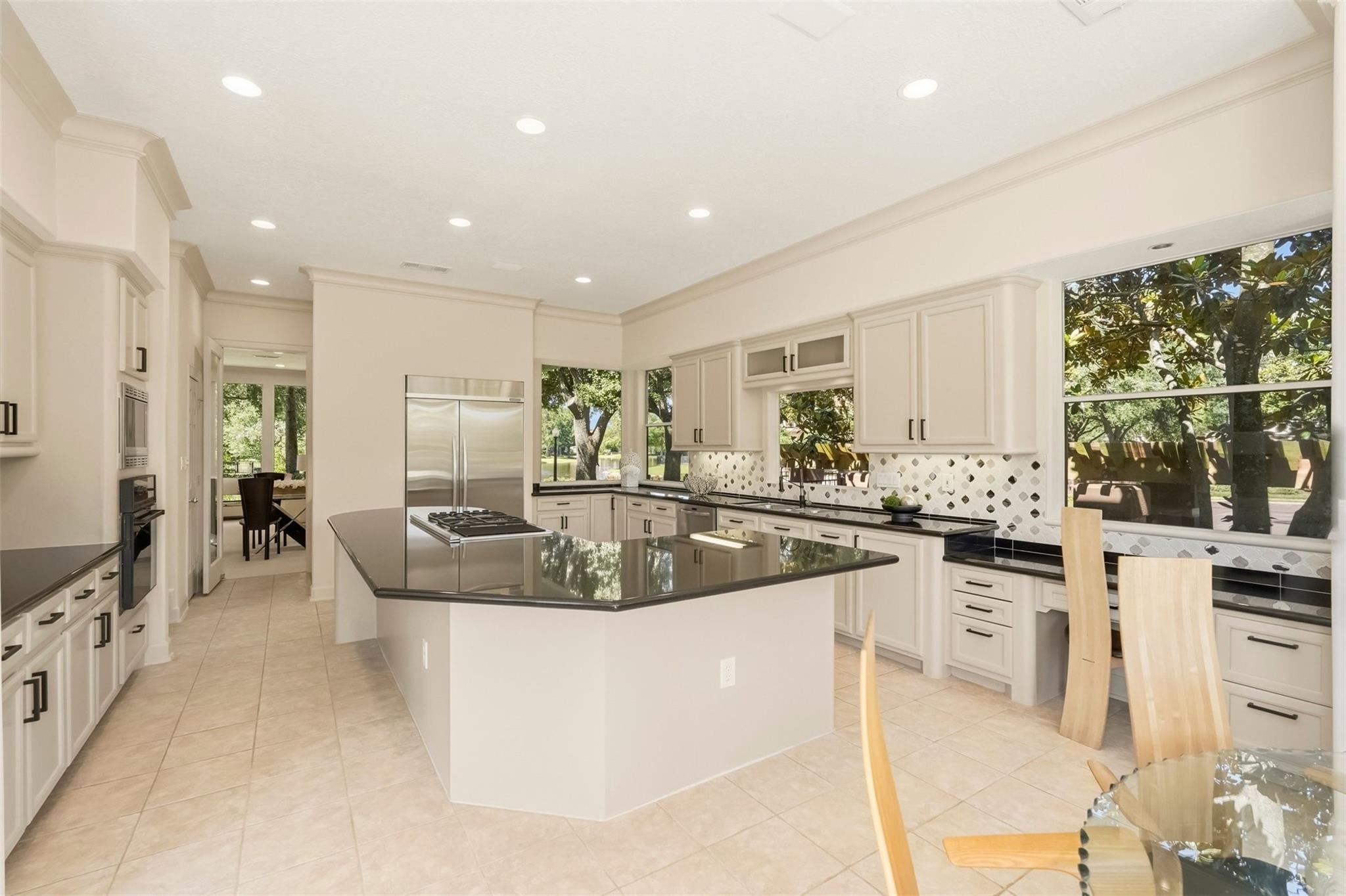 Sugar Land, Texas, 77479, United States, 5 Bedrooms Bedrooms, ,5 BathroomsBathrooms,Residential,Active,2051994