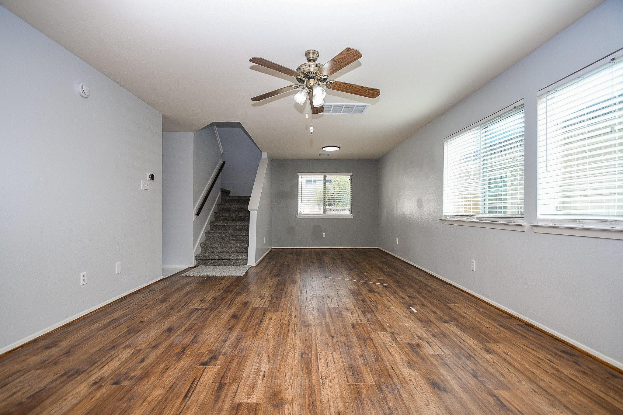 6233 Lone Prairie Way