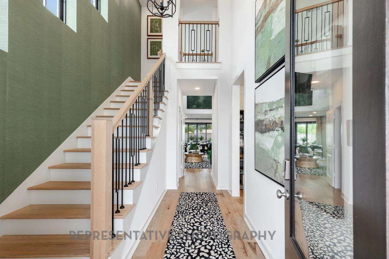 5327 Mango Bluffs Street