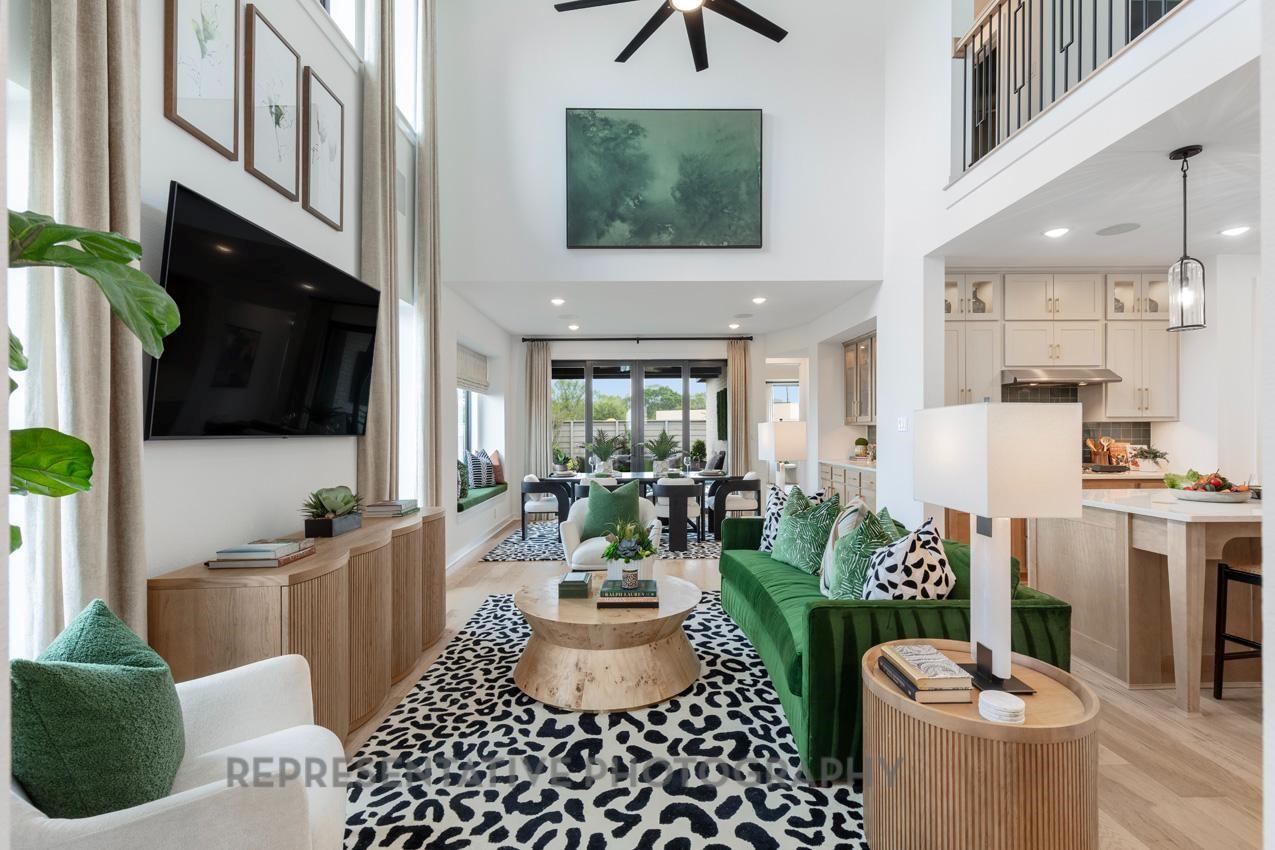 5327 Mango Bluffs Street