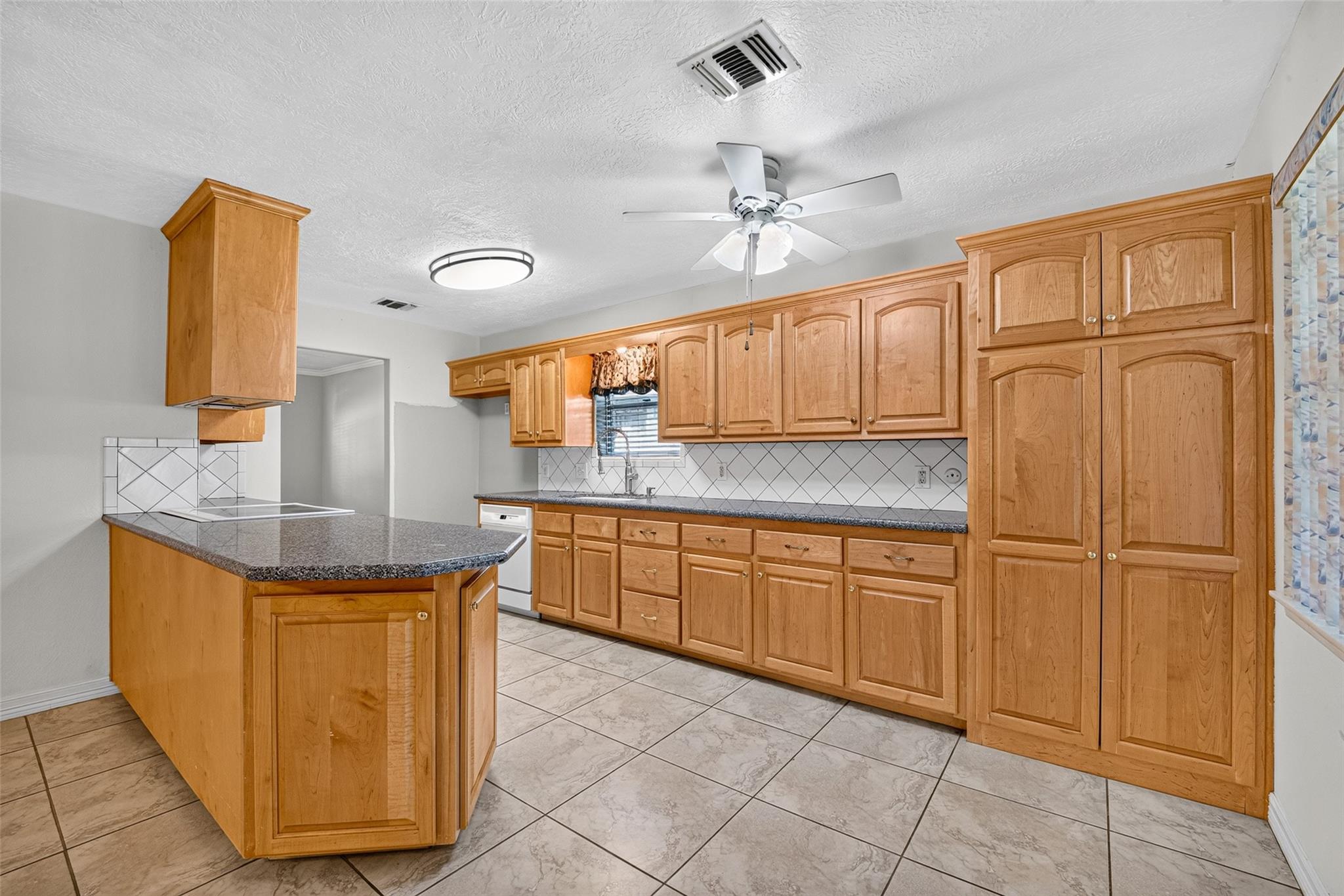 5222 Creekview Drive