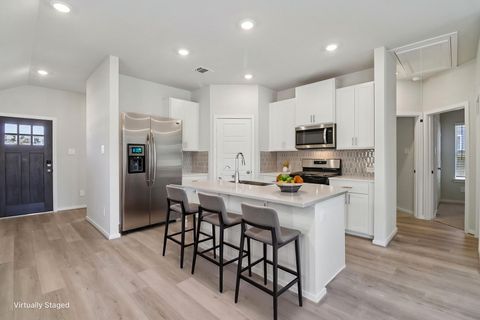 Photo of 416 Sunrise Ranch Drive, Montgomery, TX 77316 (MLS # 32971869)