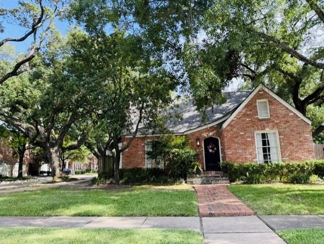 2801 Albans Road