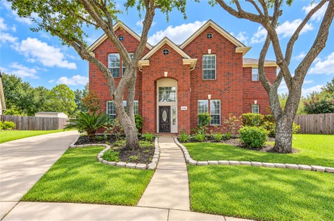 Photo of 2206 Desert Vine Court, Sugar Land, TX 77498 (MLS # 70553242)