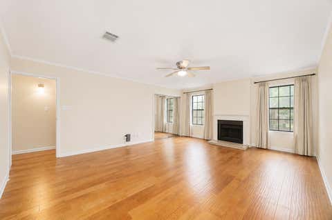 Tiny photo for 9850 Pagewood Lane #1305, Houston, TX 77042 (MLS # 76796318)