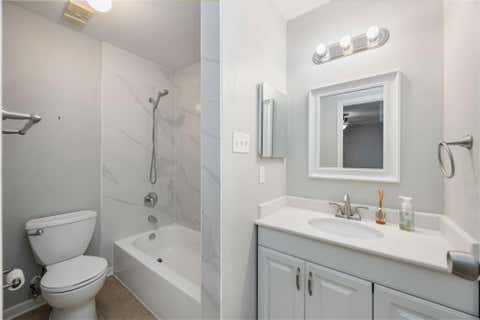 Tiny photo for 9850 Pagewood Lane #1305, Houston, TX 77042 (MLS # 76796318)