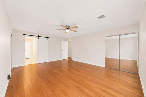 Tiny photo for 9850 Pagewood Lane #1305, Houston, TX 77042 (MLS # 76796318)