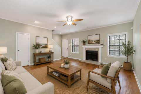Tiny photo for 9850 Pagewood Lane #1305, Houston, TX 77042 (MLS # 76796318)