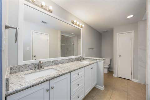 Tiny photo for 9850 Pagewood Lane #1305, Houston, TX 77042 (MLS # 76796318)