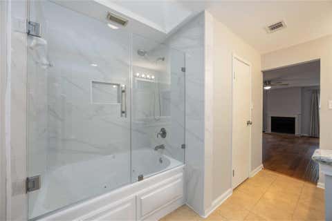 Tiny photo for 9850 Pagewood Lane #1305, Houston, TX 77042 (MLS # 76796318)