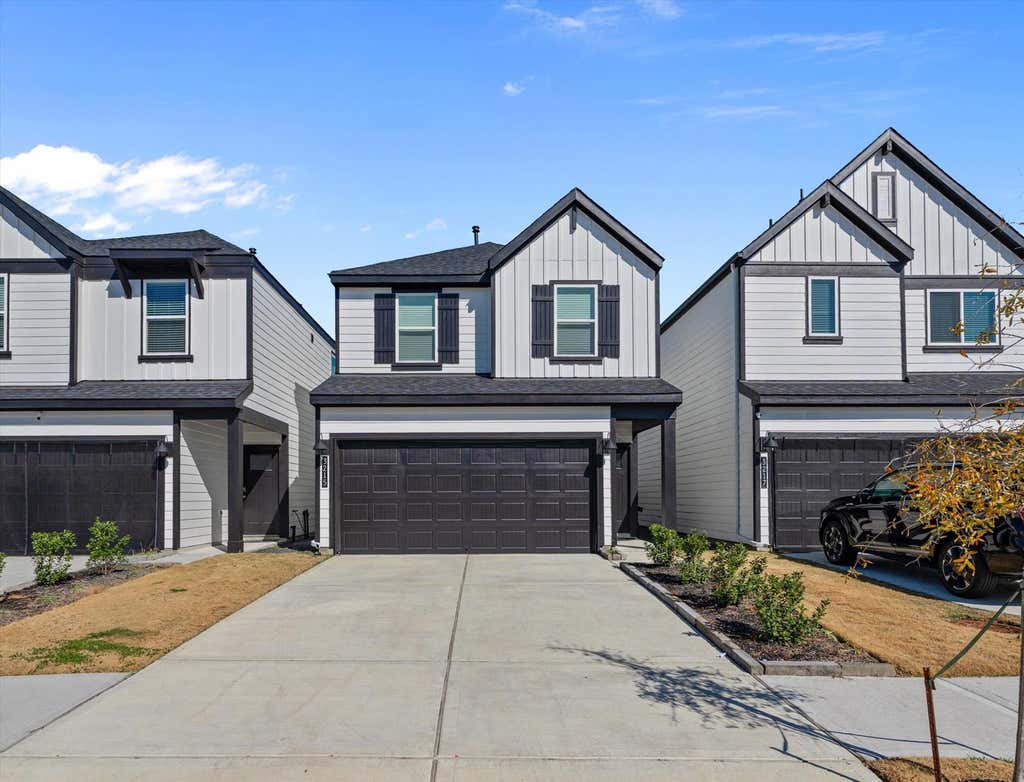 Photo of 3215 Rainwood Gate Drive, Houston, TX 77047 (MLS # 15792991)