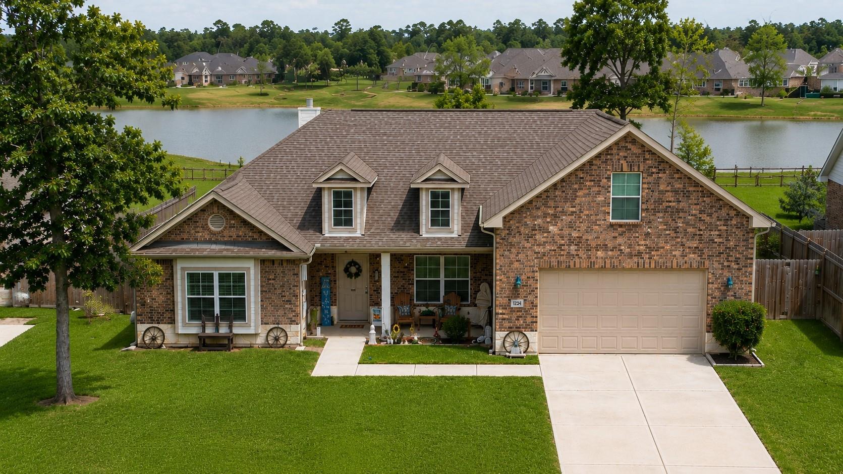 12324 N Chestnut Hills Drive
