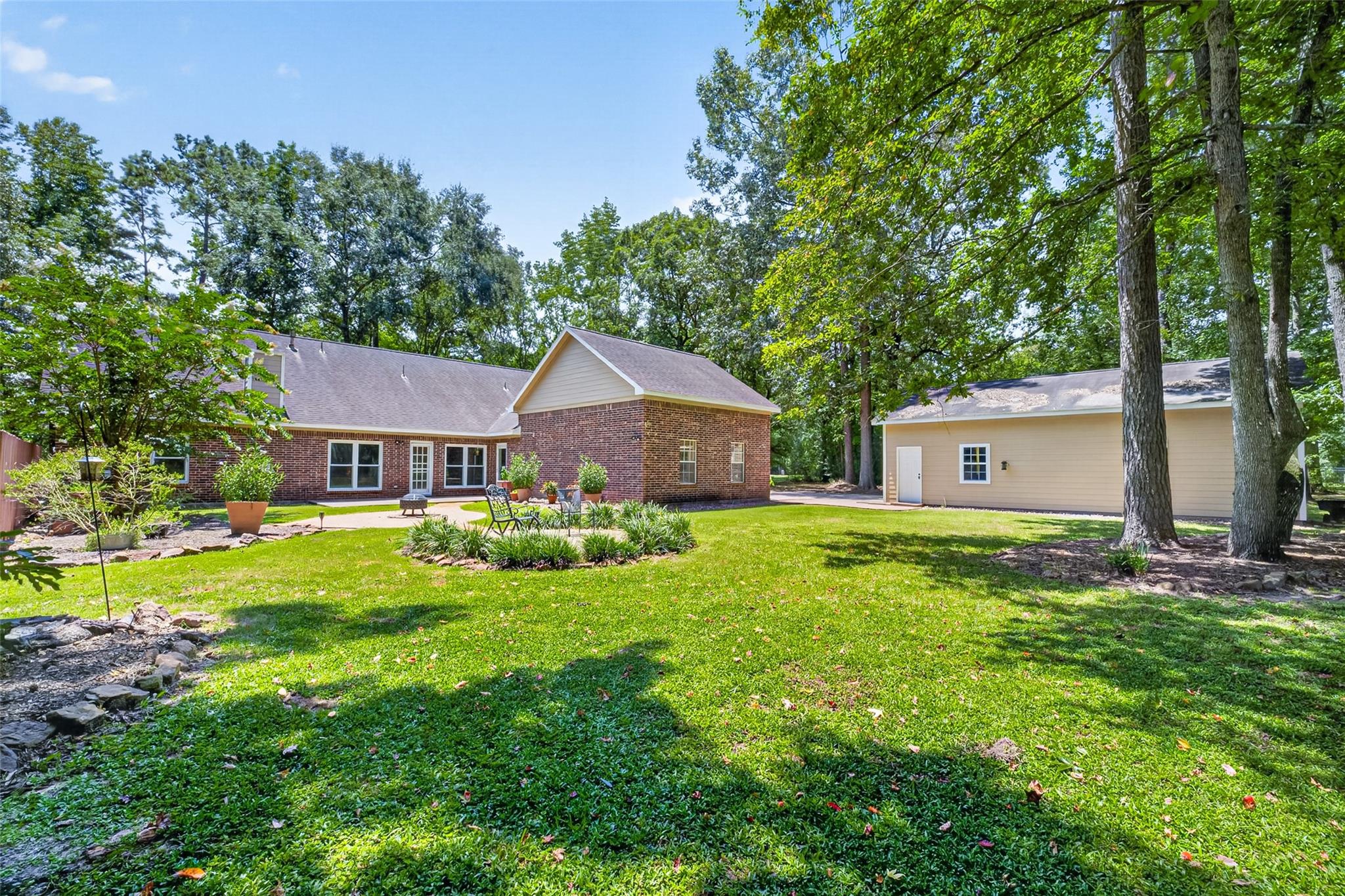 23971 Arrowhead Point