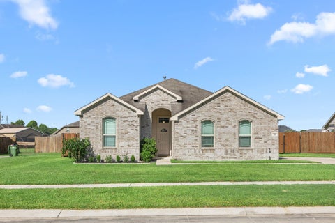 Photo of 105 Sam Drive, Dayton, TX 77535 (MLS # 35013474)
