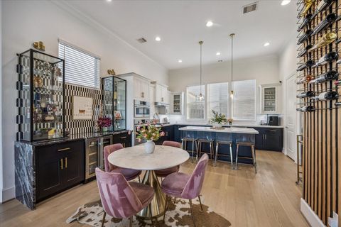 Tiny photo for 6023 Matthew Oaks Place, Houston, TX 77007 (MLS # 22349022)