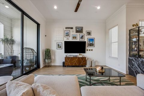 Tiny photo for 6023 Matthew Oaks Place, Houston, TX 77007 (MLS # 22349022)