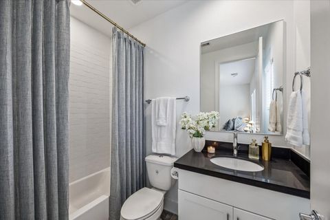 Tiny photo for 6023 Matthew Oaks Place, Houston, TX 77007 (MLS # 22349022)