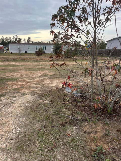 Vacant Land For Sale - 17608 Old Highway 105<br/> Conroe, TX 77306