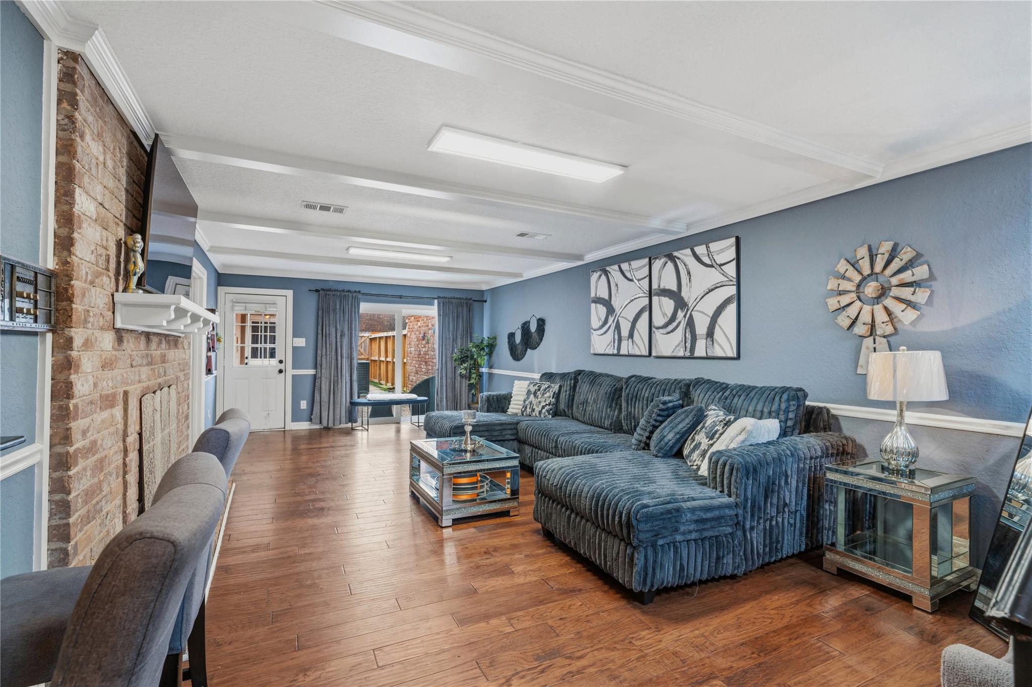 2938 Camelot Lane
