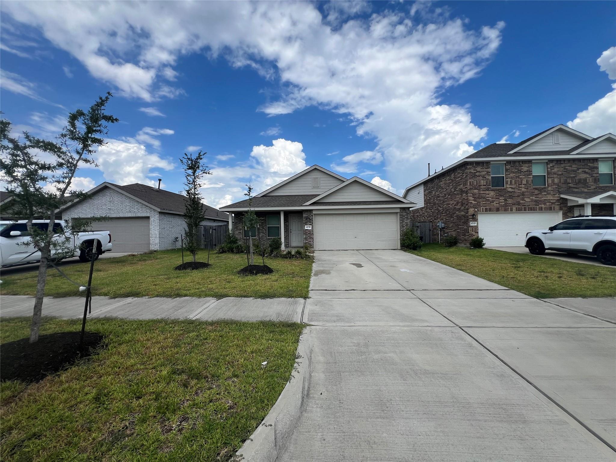 4239 Barrington Cove Lane