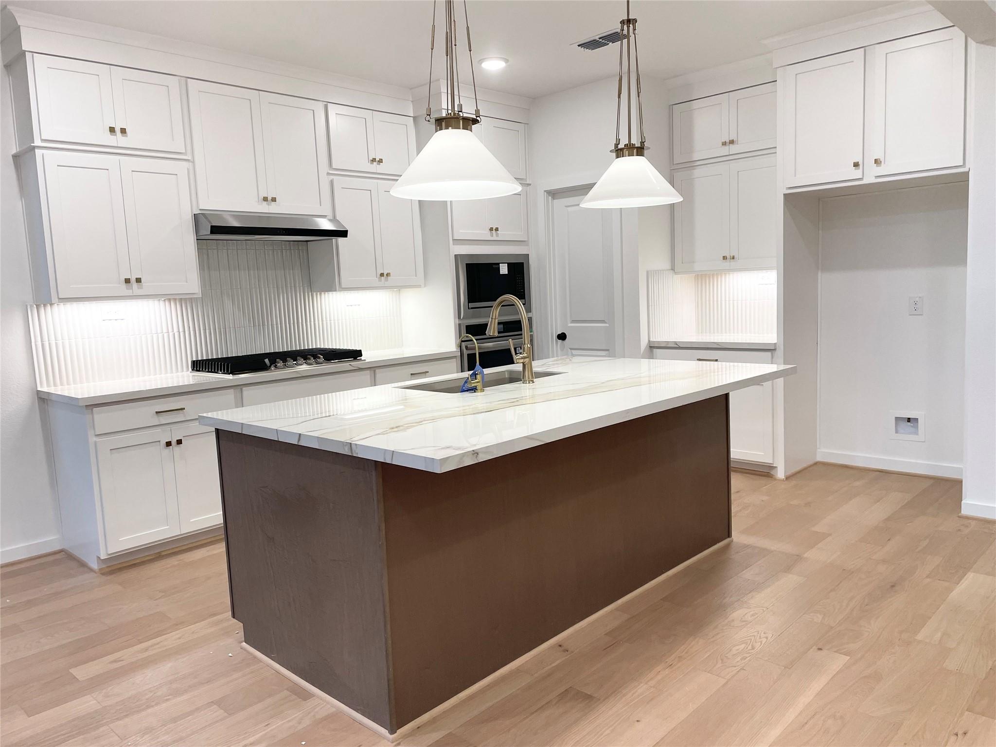 31127 Marlow Manor Court