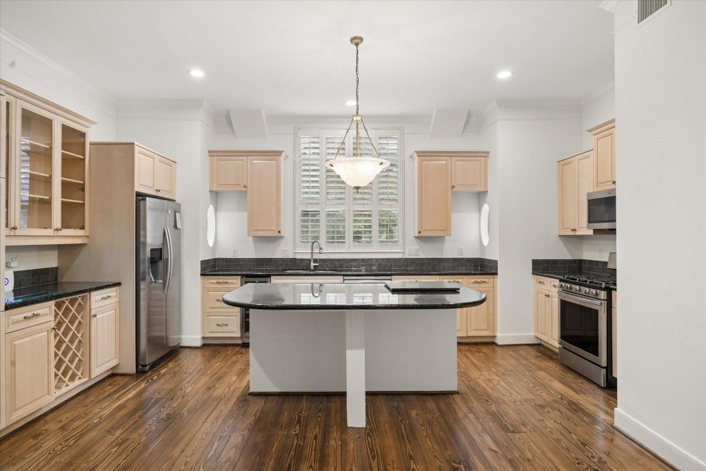 Photo of 112 Detering Street, Houston, TX 77007 (MLS # 55398378)