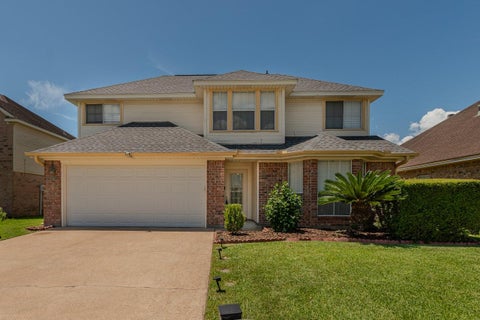 Photo of 2335 Sunflower Lane ST, Beaumont, TX 77713 (MLS # 47514831)
