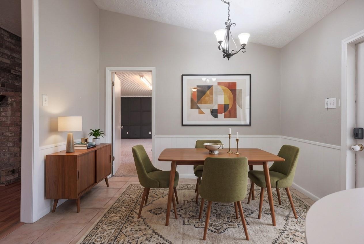 20427 Lakeside Drive