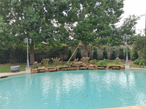Photo of 1722 Parklake Vlg VLG, Katy, TX 77450 (MLS # 47874813)