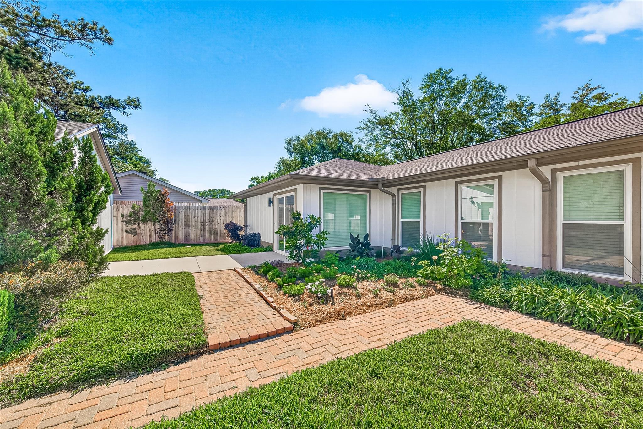12707 Pantano Drive