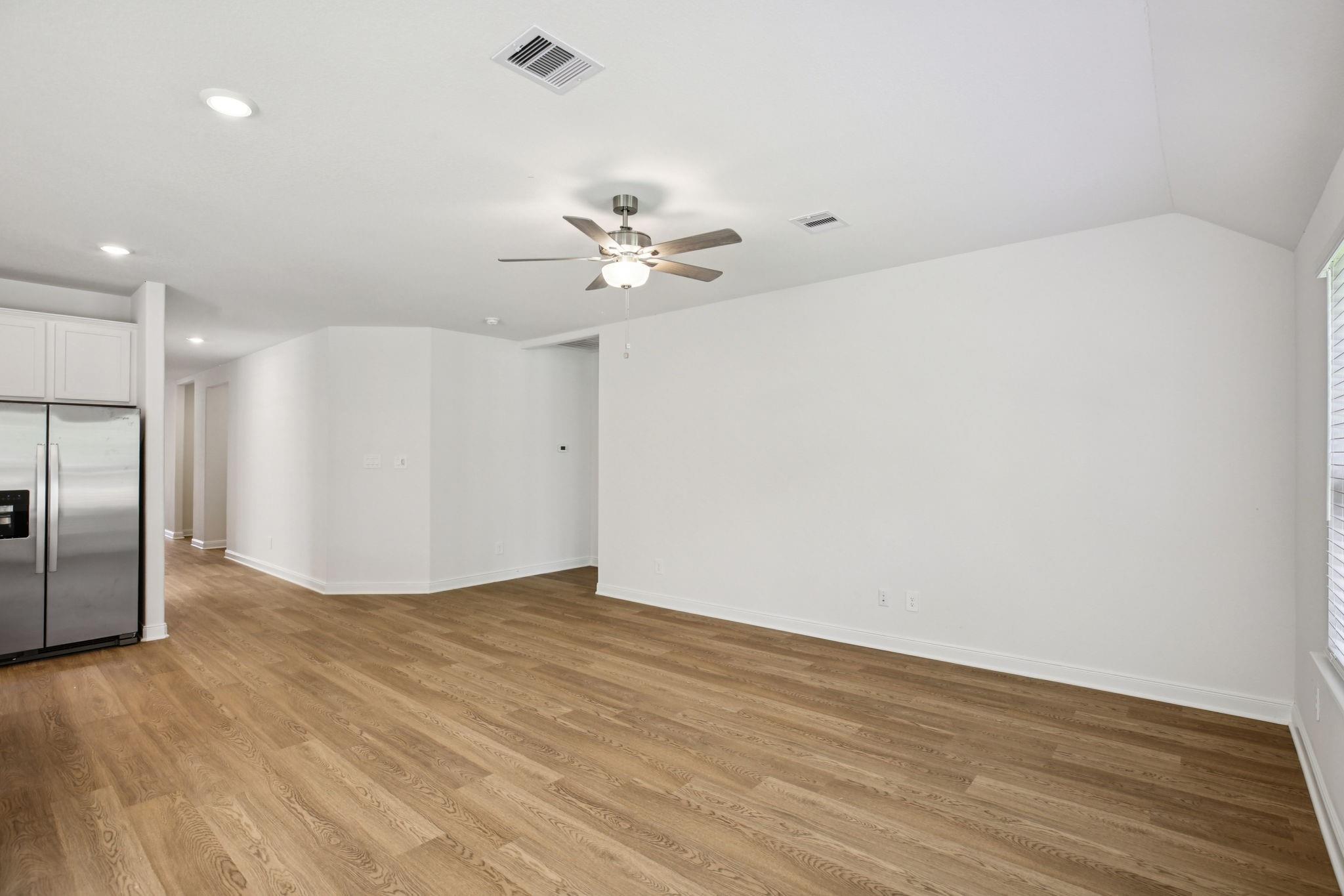 2827 Clapbread Lane