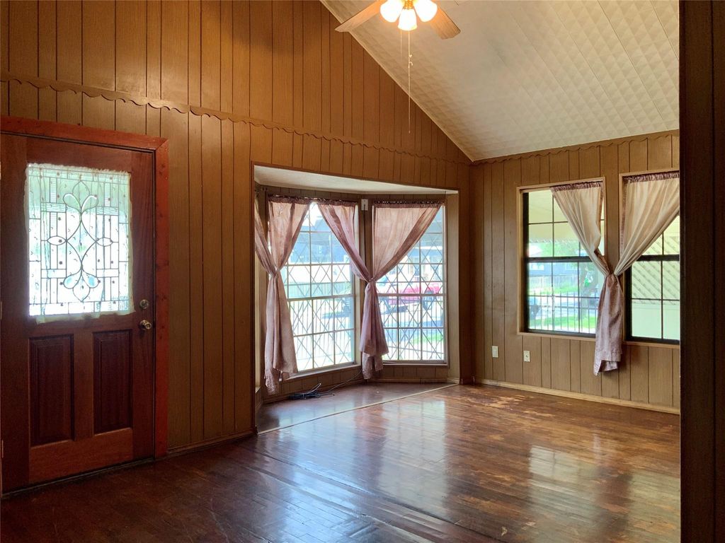 Photo of 611 Bolster Street, Baytown, TX 77520 (MLS # 15255804)