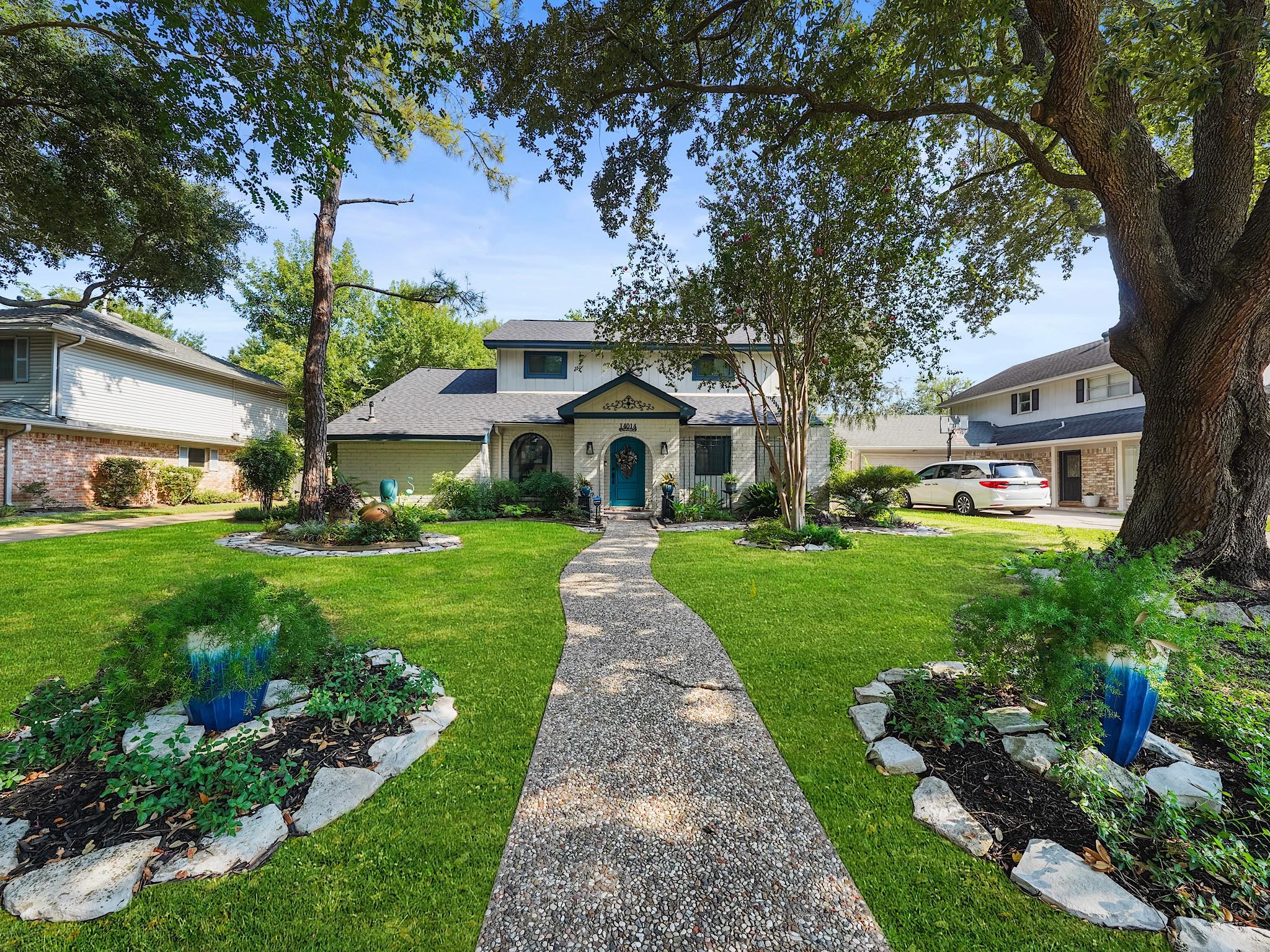 14014 Locke Lane