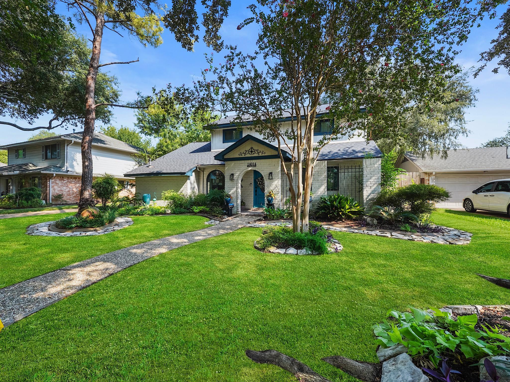 14014 Locke Lane