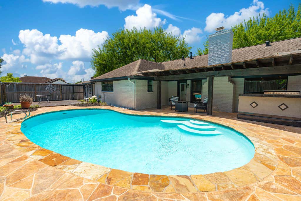 Photo of 5302 Arbor Vitae Drive, Houston, TX 77092 (MLS # 50151377)