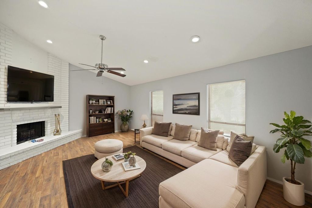 Photo of 6811 Blue Ridge Drive, Richmond, TX 77469 (MLS # 18374455)