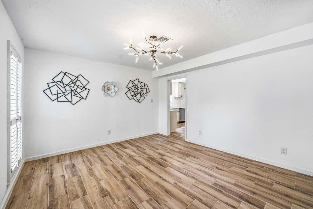 Photo of 10622 Inwood Drive, Houston, TX 77042 (MLS # 68211340)