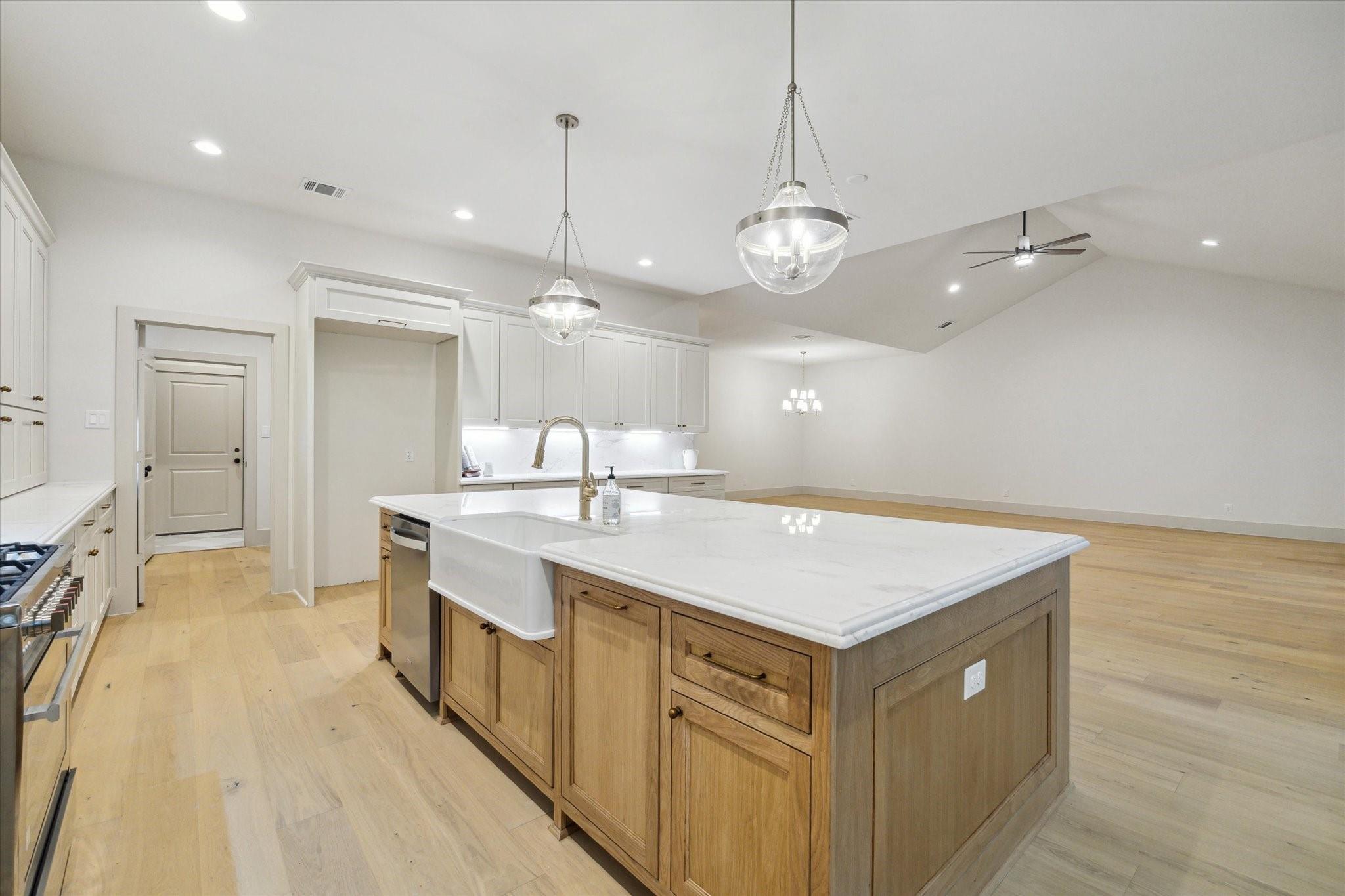 10043 Briarwild Lane