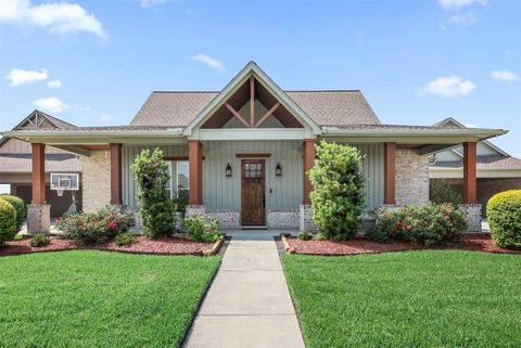 Photo of 1814 S Prairie Lane, Deer Park, TX 77536 (MLS # 64800321)