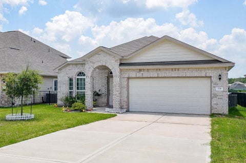 Photo of 279 Shoreview Drive, Conroe, TX 77303 (MLS # 79691985)