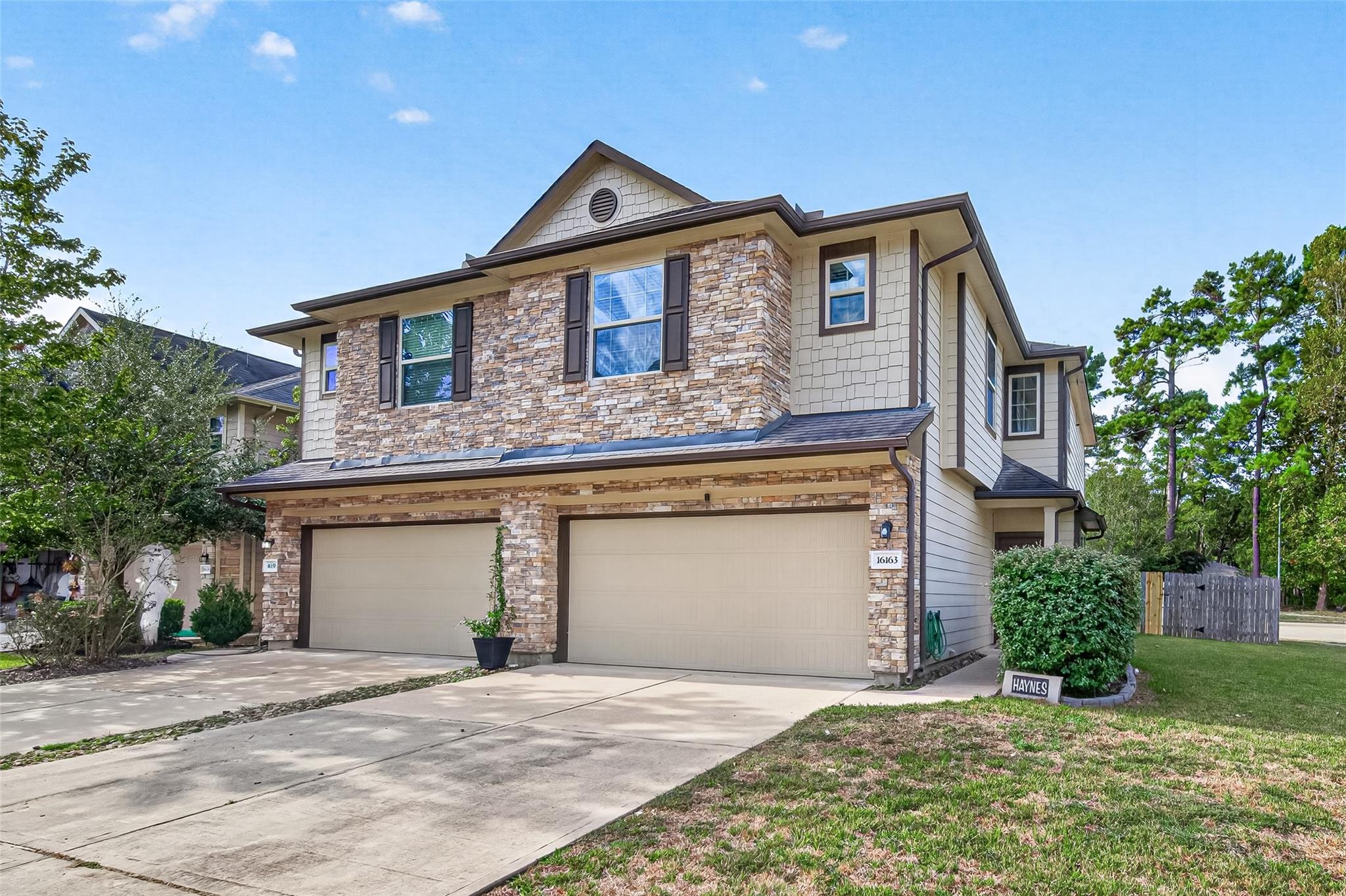 16163 Beachside Place