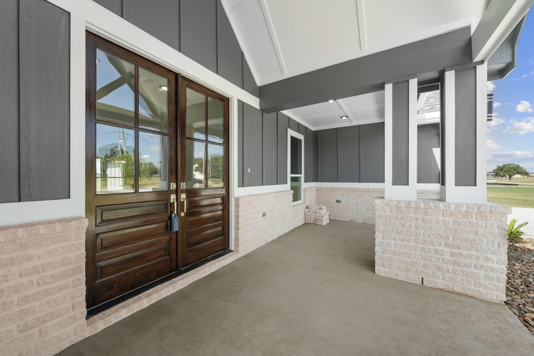 850 Longhorn Trail