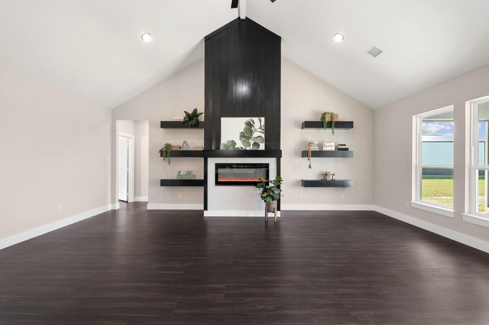 850 Longhorn Trail